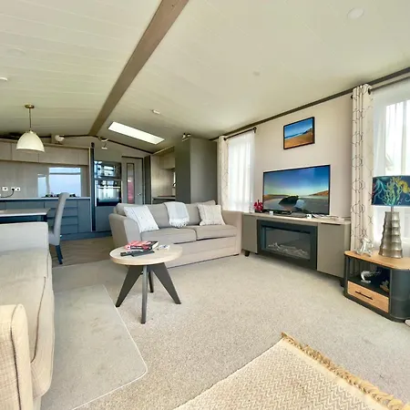 With Sea & Country Views * Newquay (Cornwall)