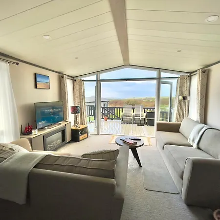 With Sea & Country Views Holiday home *