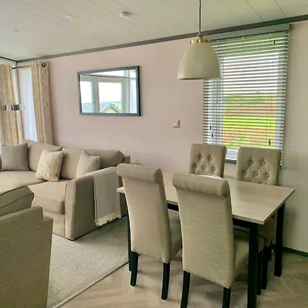 With Sea & Country Views * Newquay (Cornwall)